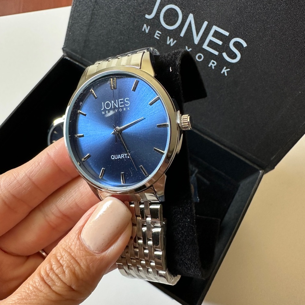 🆕 Jones New York His & Hers Watch Chrome Blue Face Bracelet Watch Gift Set - Picture 12 of 15
